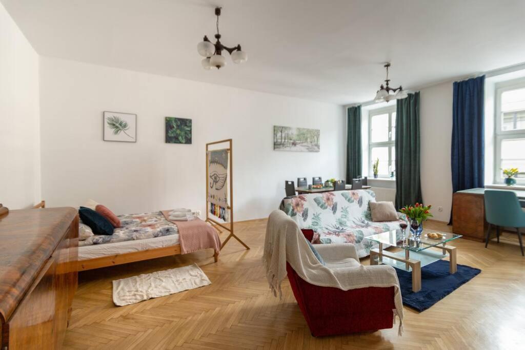 Essence Cracow Golden Location! Appartamento *